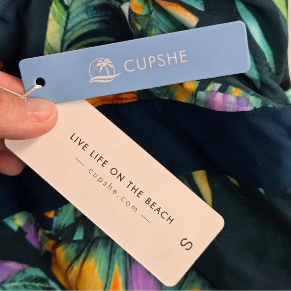 Cupshe Tropical Moulded Cup One Piece Bathing Suit NEW - Picture 7 of 9